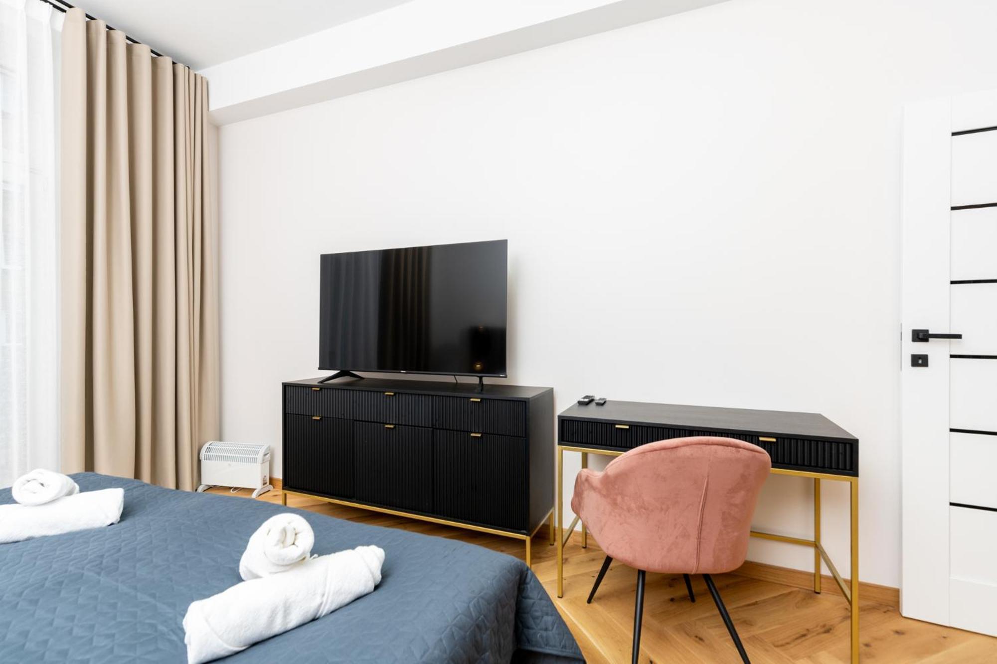 Spa Bedrooms With Sauna&Bath And Free Parking Краков Экстерьер фото